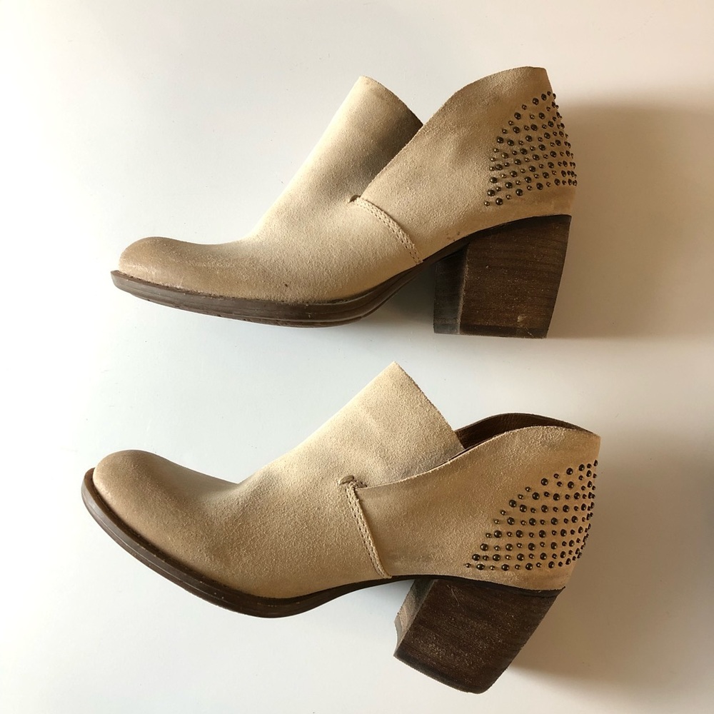 *NAYA Beige Block Heel Studded Women’s size 4.5 Booties